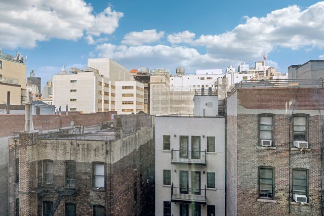 333 E 14th St Apt 9M, New York City, NY 10003