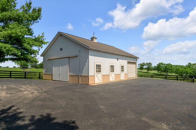 595 Moores Mill Road, Midway, KY 40347