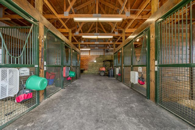 595 Moores Mill Road, Midway, KY 40347
