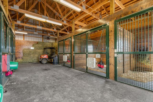 595 Moores Mill Road, Midway, KY 40347
