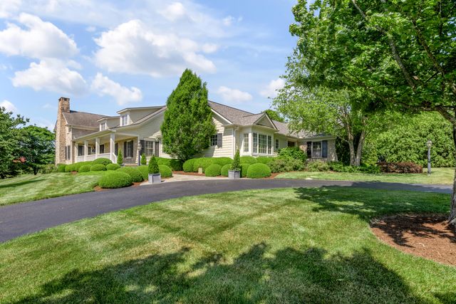 595 Moores Mill Road, Midway, KY 40347