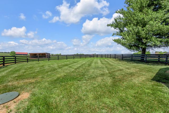 595 Moores Mill Road, Midway, KY 40347