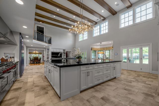 595 Moores Mill Road, Midway, KY 40347
