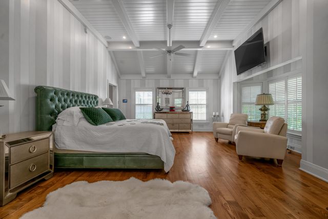 595 Moores Mill Road, Midway, KY 40347