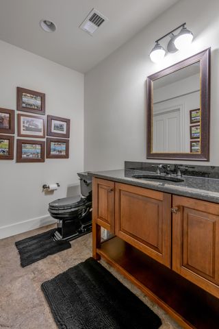 595 Moores Mill Road, Midway, KY 40347
