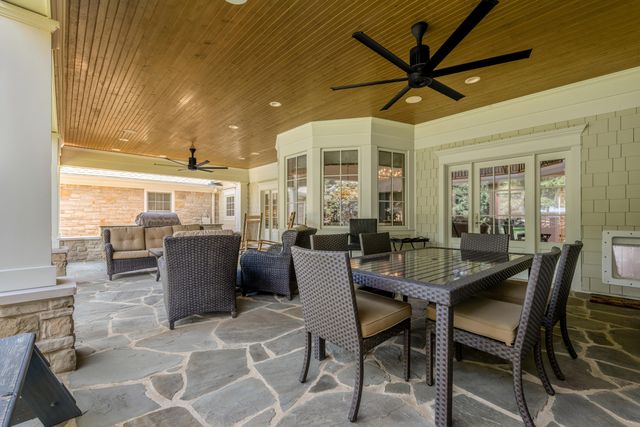 595 Moores Mill Road, Midway, KY 40347