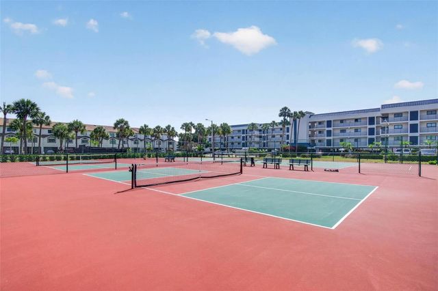 363 PINELLAS BAYWAY S 42, St Petersburg, FL 33715