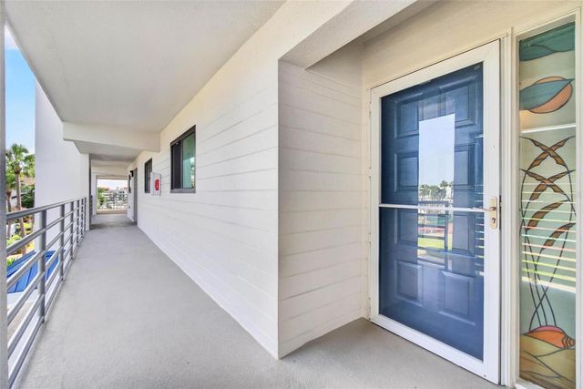 363 PINELLAS BAYWAY S 42, St Petersburg, FL 33715