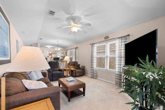 5566 Meadow Creek Pl, Gulf Breeze, FL 32563