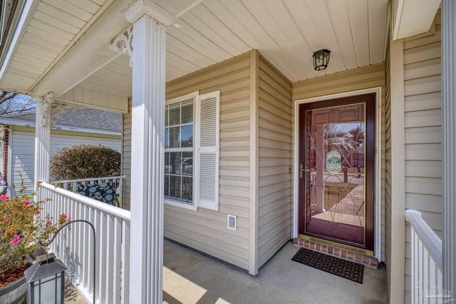 5566 Meadow Creek Pl, Gulf Breeze, FL 32563