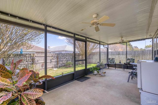 5566 Meadow Creek Pl, Gulf Breeze, FL 32563