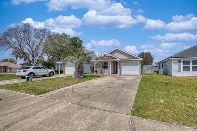 5566 Meadow Creek Pl, Gulf Breeze, FL 32563