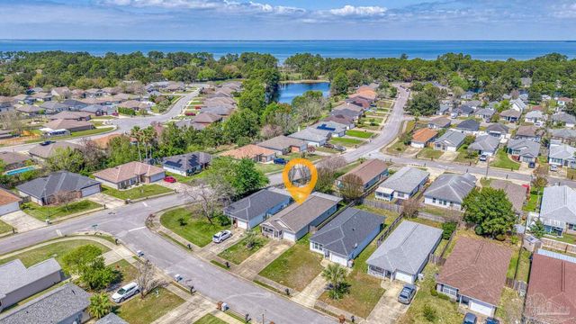 5566 Meadow Creek Pl, Gulf Breeze, FL 32563