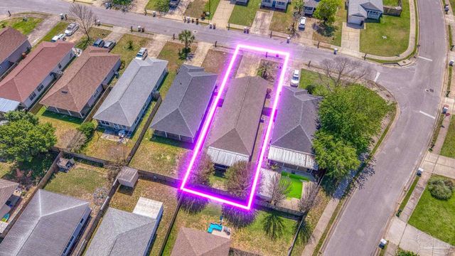 5566 Meadow Creek Pl, Gulf Breeze, FL 32563