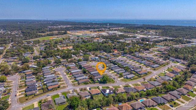 5566 Meadow Creek Pl, Gulf Breeze, FL 32563