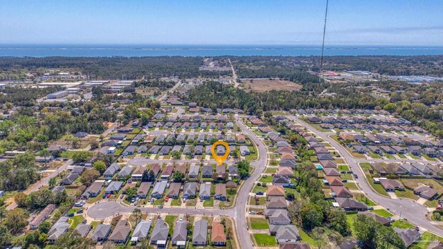 5566 Meadow Creek Pl, Gulf Breeze, FL 32563