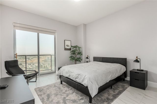 8255 Las Vegas Boulevard 1908, Las Vegas, NV 89123