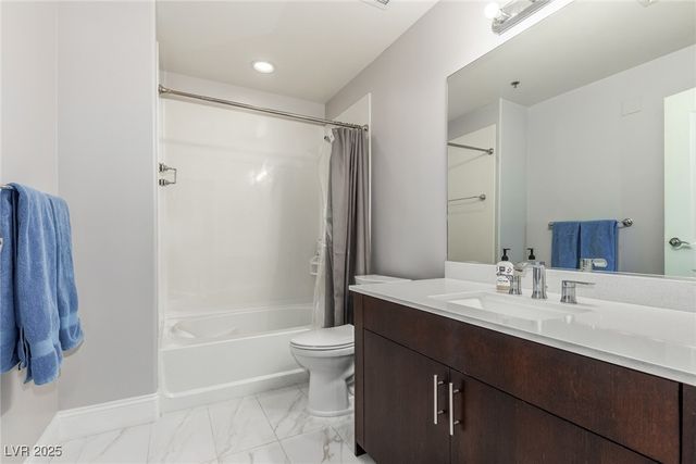 8255 Las Vegas Boulevard 1908, Las Vegas, NV 89123