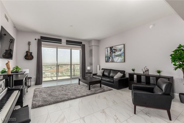 8255 Las Vegas Boulevard 1908, Las Vegas, NV 89123