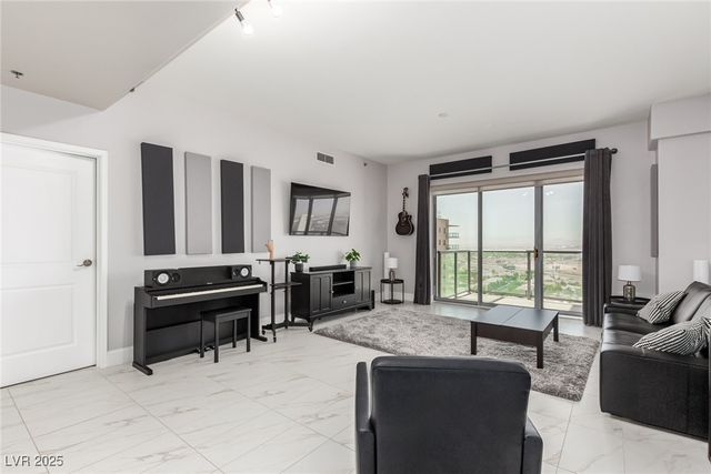 8255 Las Vegas Boulevard 1908, Las Vegas, NV 89123