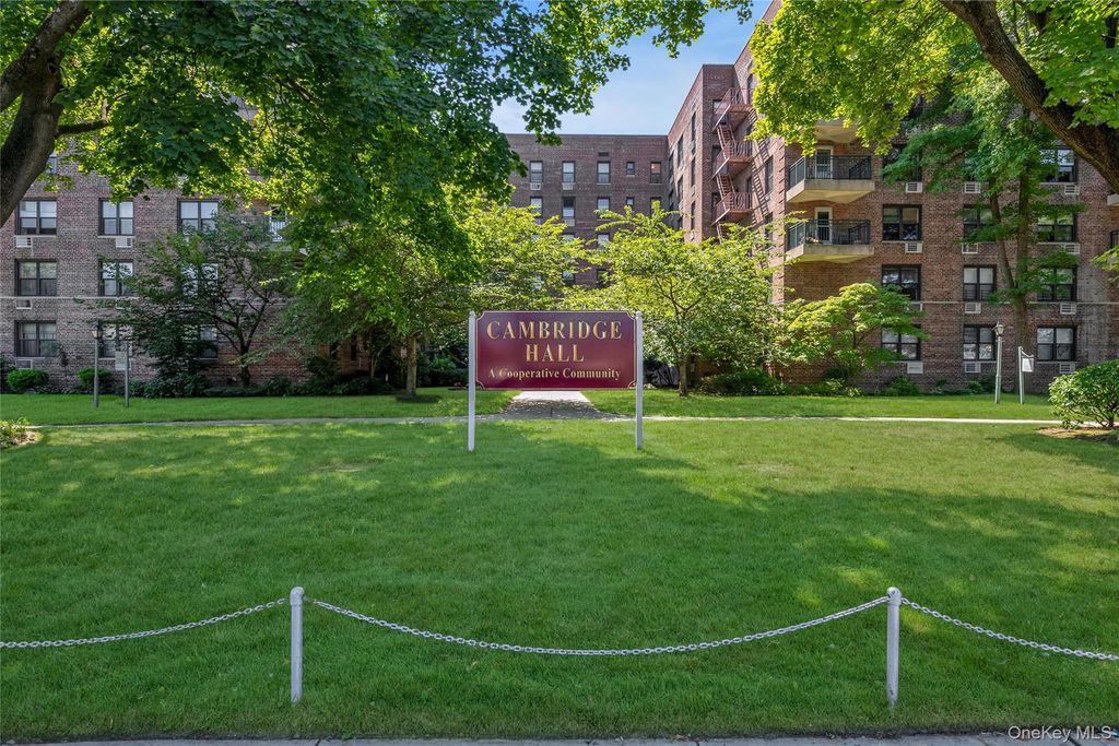 224-24 Union Turnpike 3K, Oakland Gardens, NY 11364 — exterior