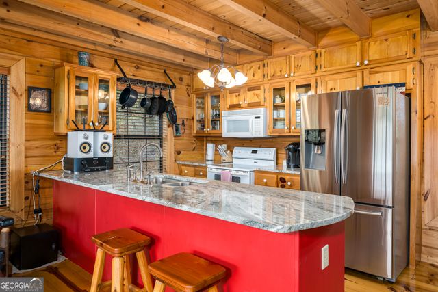237 Dupont Drive, Blue Ridge, GA 30513