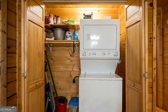 237 Dupont Drive, Blue Ridge, GA 30513