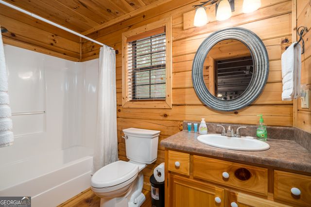 237 Dupont Drive, Blue Ridge, GA 30513
