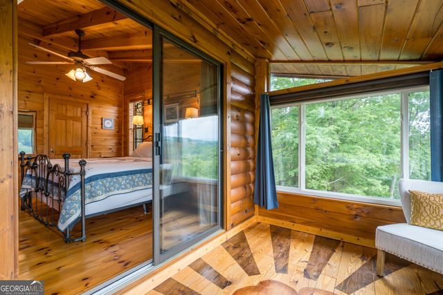 237 Dupont Drive, Blue Ridge, GA 30513