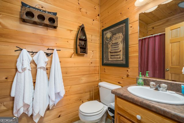 237 Dupont Drive, Blue Ridge, GA 30513
