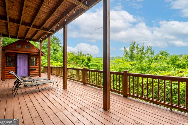 237 Dupont Drive, Blue Ridge, GA 30513