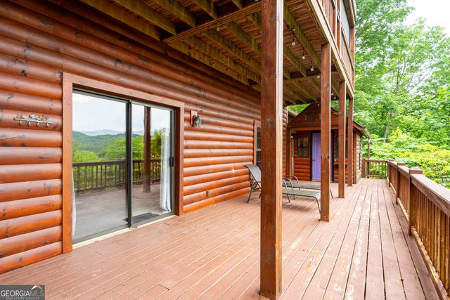 237 Dupont Drive, Blue Ridge, GA 30513