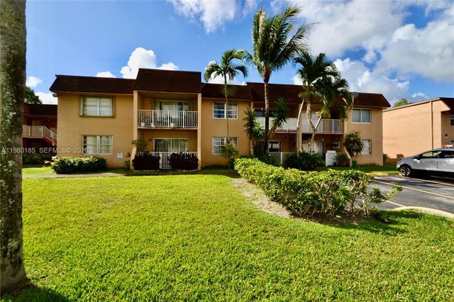 9974 SW 88th St 1020, Miami, FL 33176