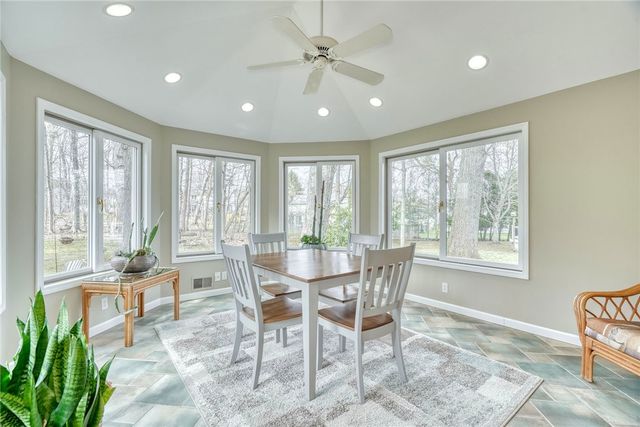 9 Burncoat Way, Pittsford, NY 14534