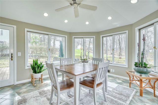 9 Burncoat Way, Pittsford, NY 14534