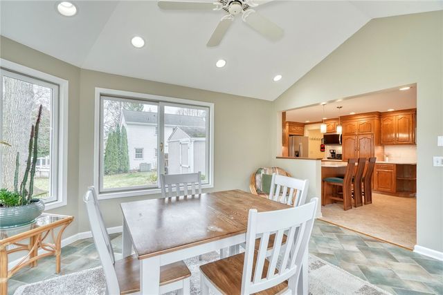 9 Burncoat Way, Pittsford, NY 14534