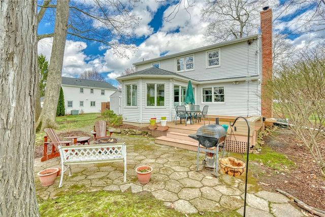 9 Burncoat Way, Pittsford, NY 14534