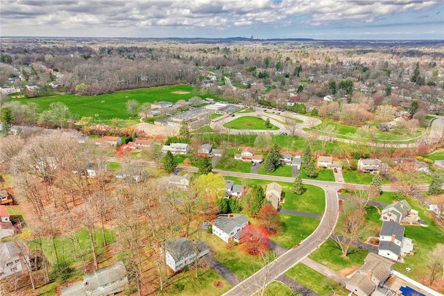 9 Burncoat Way, Pittsford, NY 14534