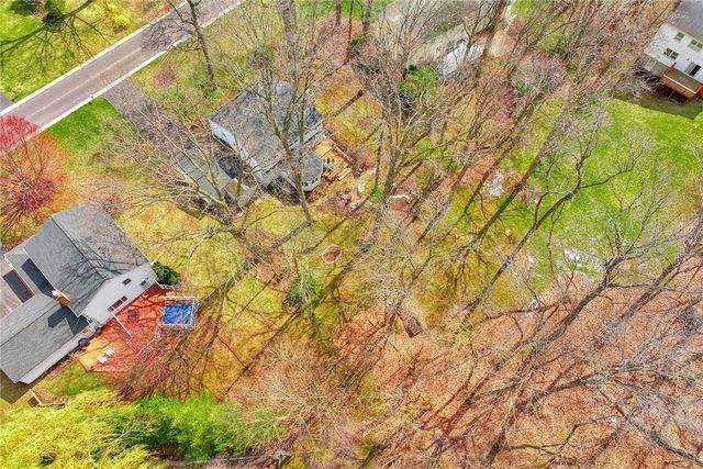 9 Burncoat Way, Pittsford, NY 14534