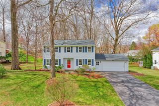 9 Burncoat Way, Pittsford, NY 14534