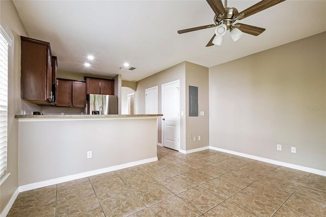 1310 WINDSOR LAKE CIRCLE, Sanford, FL 32773