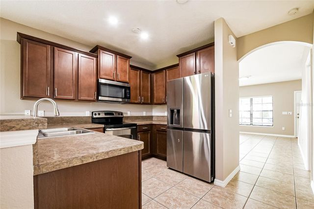 1310 WINDSOR LAKE CIRCLE, Sanford, FL 32773