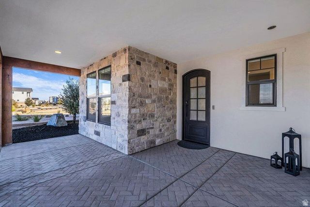 5698 S RUBY DR, St. George, UT 84790