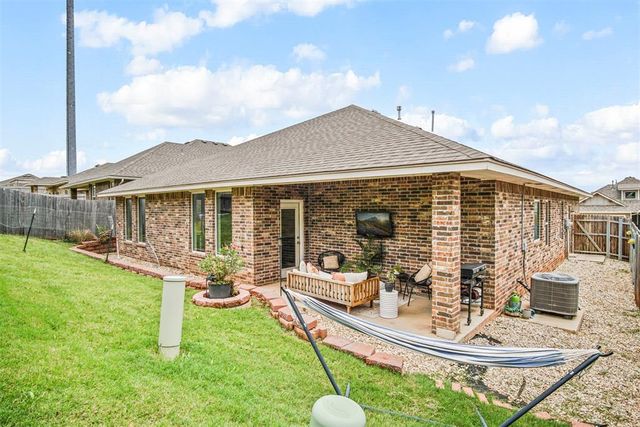 17816 Morning Sky Court, Edmond, OK 73012