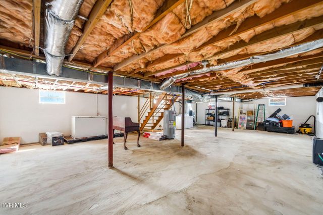 834 Gray Station Sulphur Springs Road, Jonesborough, TN 37659