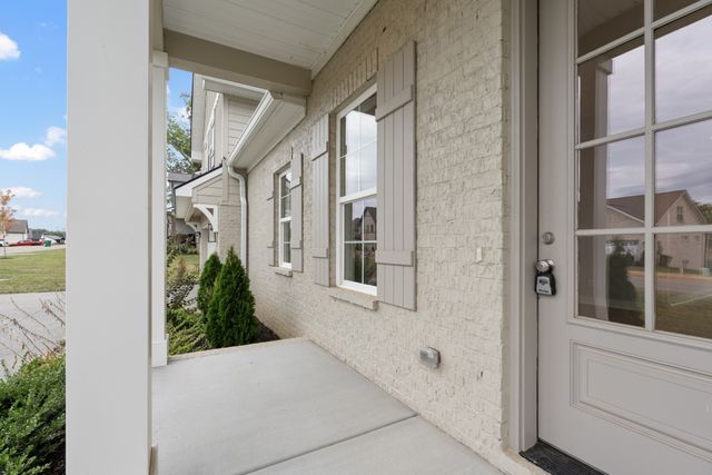 123 Stewarts Landing Dr, Mount Juliet, TN 37122