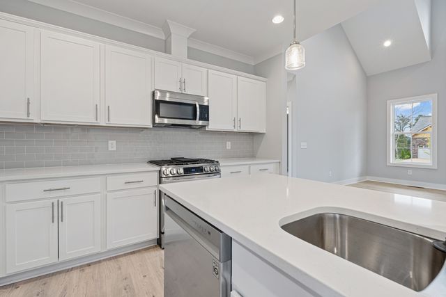 123 Stewarts Landing Dr, Mount Juliet, TN 37122