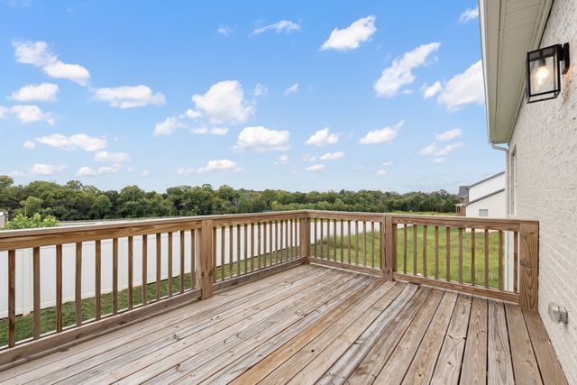 123 Stewarts Landing Dr, Mount Juliet, TN 37122