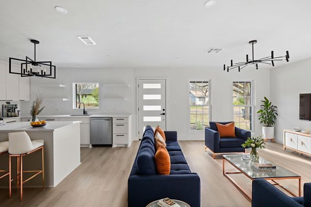 903 Cardiff DR, Austin, TX 78745