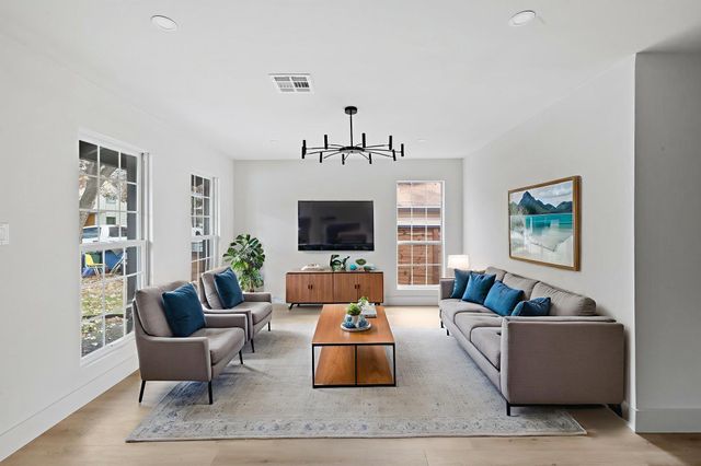 903 Cardiff DR, Austin, TX 78745